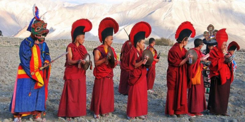 Monniken in Mustang tijdens Tiji Festival