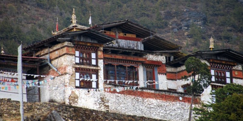 Phajoding klooster in de vallei van Thimphu Bhutan